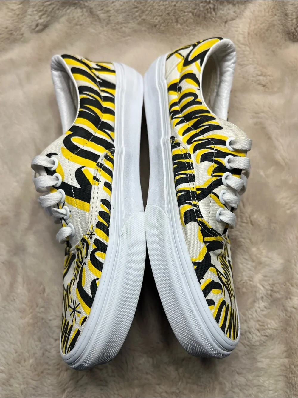 Vans Family Exclusive Era sneakers womens size 8